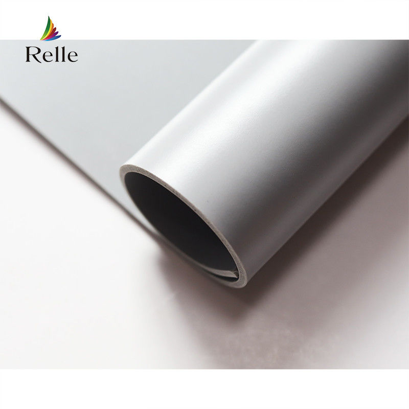 Ausgezeichnete Verschleißfestigkeit 5mm Schaumrückhalt Relle Farbe PVC-Bodenrolle für Tanz
