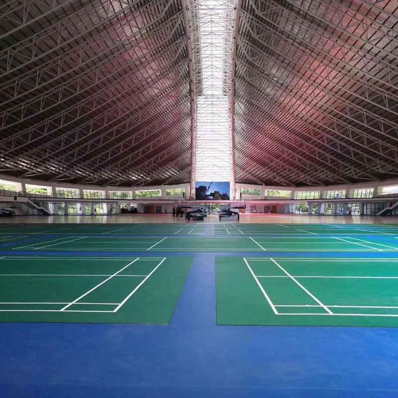Indoor Relle PVC Sport Badminton Court BWF Fußbodenmatte 6,0 mm 1,0 mm/1,2 mm Verschleißschicht