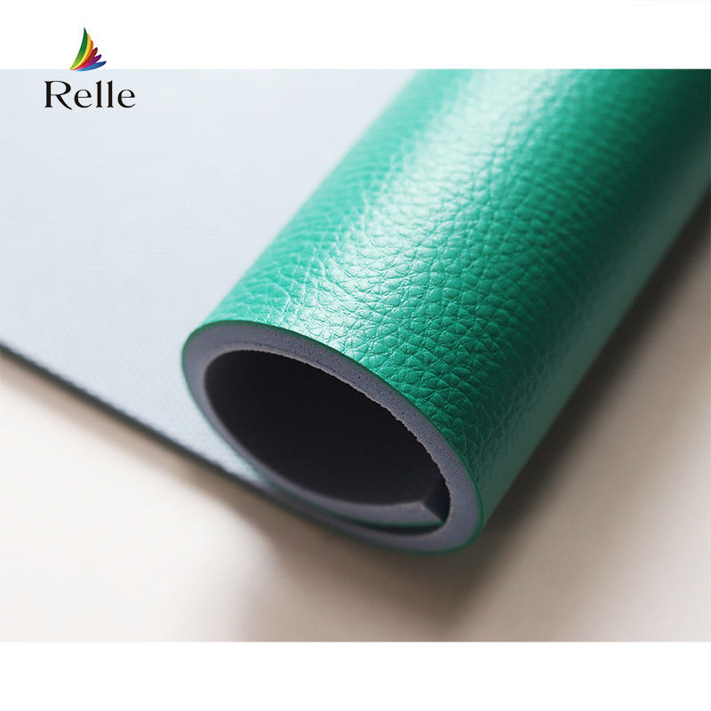 Relle-Vinyl-Bodenrollen für die Klebeinstallation auf Indoor-Futsal-Sportplätzen
